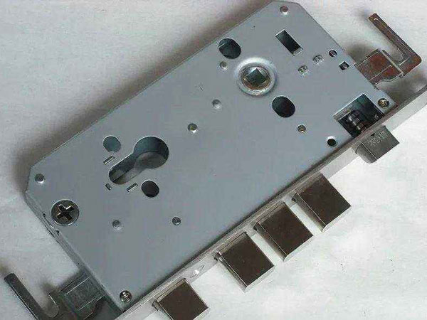 越城24小时上门开锁公司